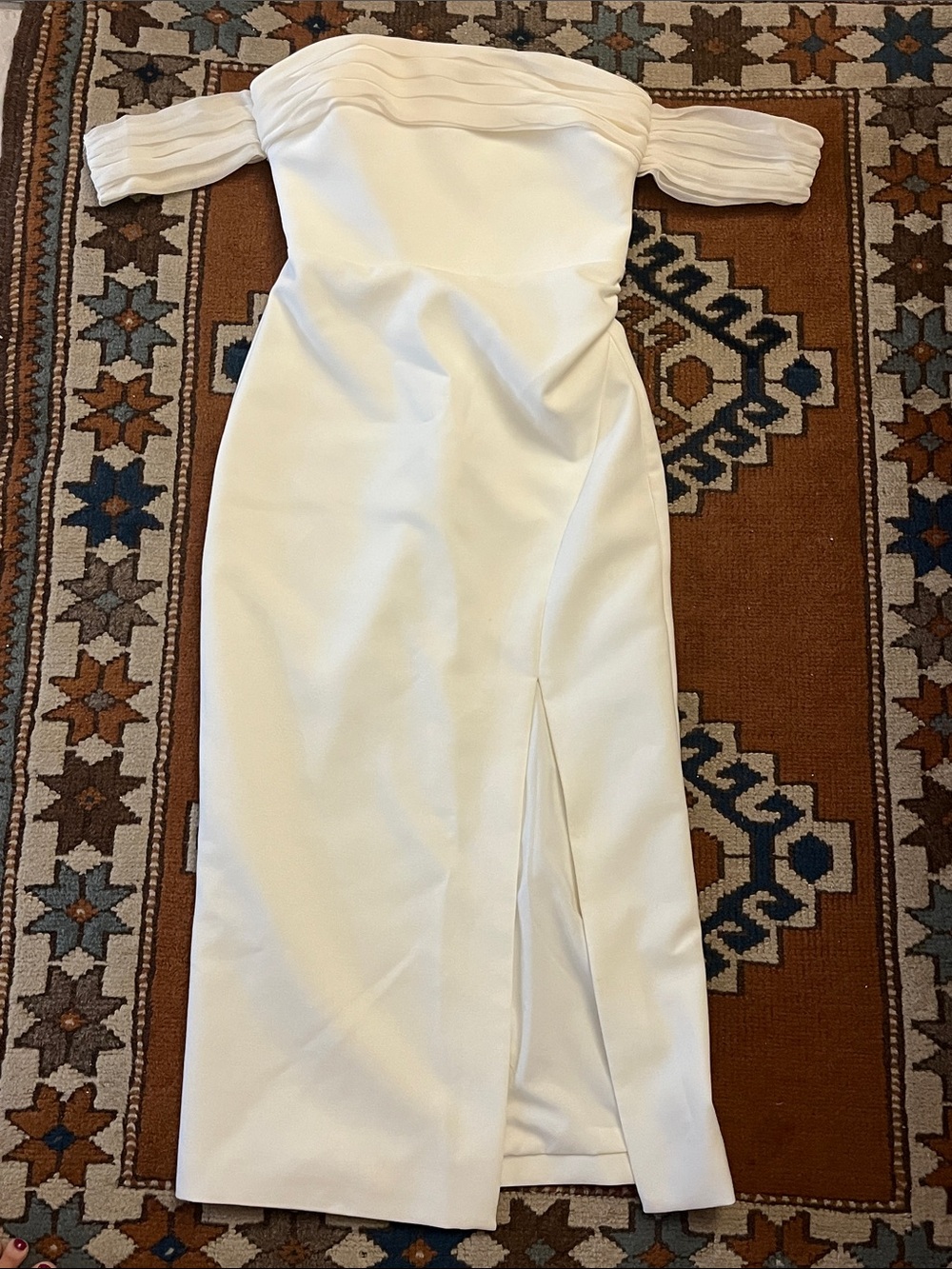 Elegant Off-Shoulder White Midi Dress by Lik